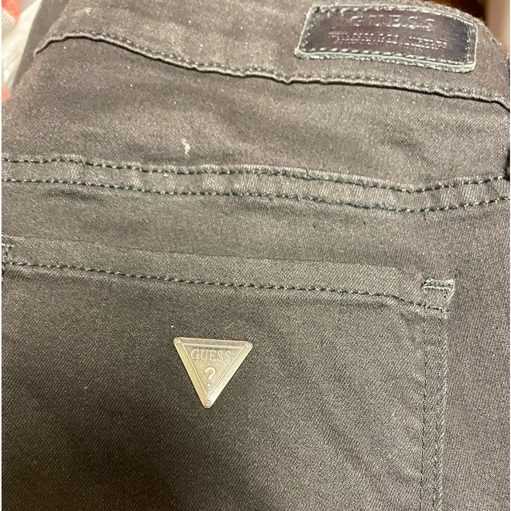 Beige leather shirt jacket / Guess pants